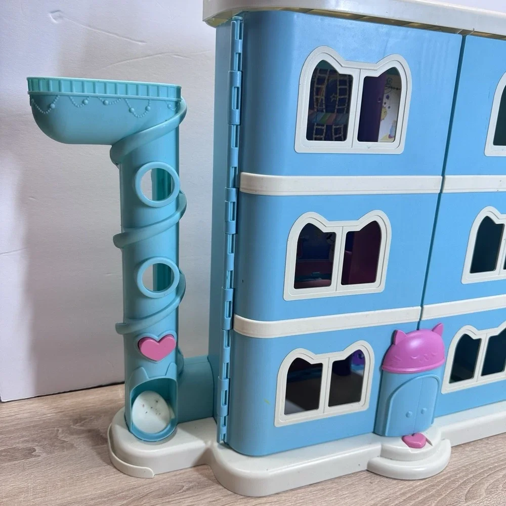 Gabby's Dollhouse Purrfect Dollhouse Cat Themed Playset Spin Master